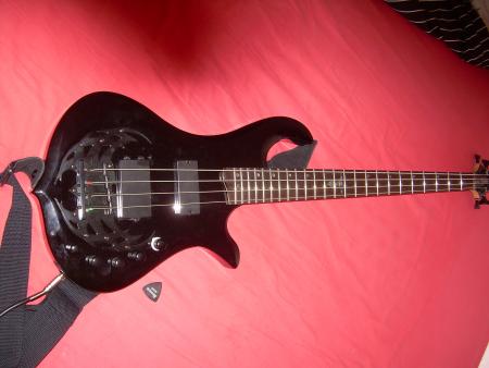 ma nouvelle bass